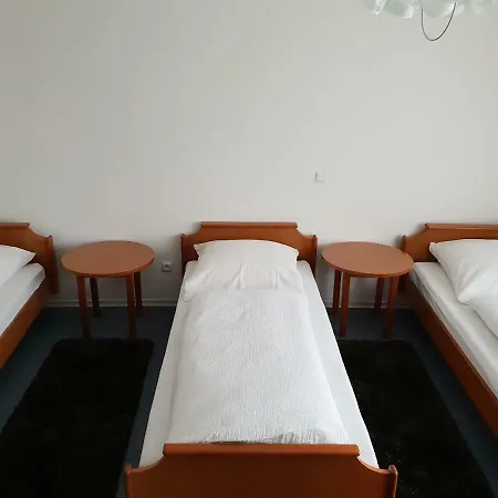 Privatunterkunft Nacar Ferienhaus *