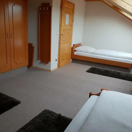 Privatunterkunft Nacar Ferienhaus *