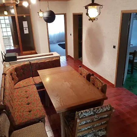 Privatunterkunft Nacar Ferienhaus *